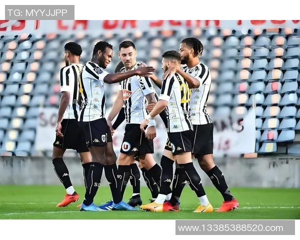 波尔多与勒阿弗尔的精彩对决揭示法甲新赛季的竞争格局与球队实力分析